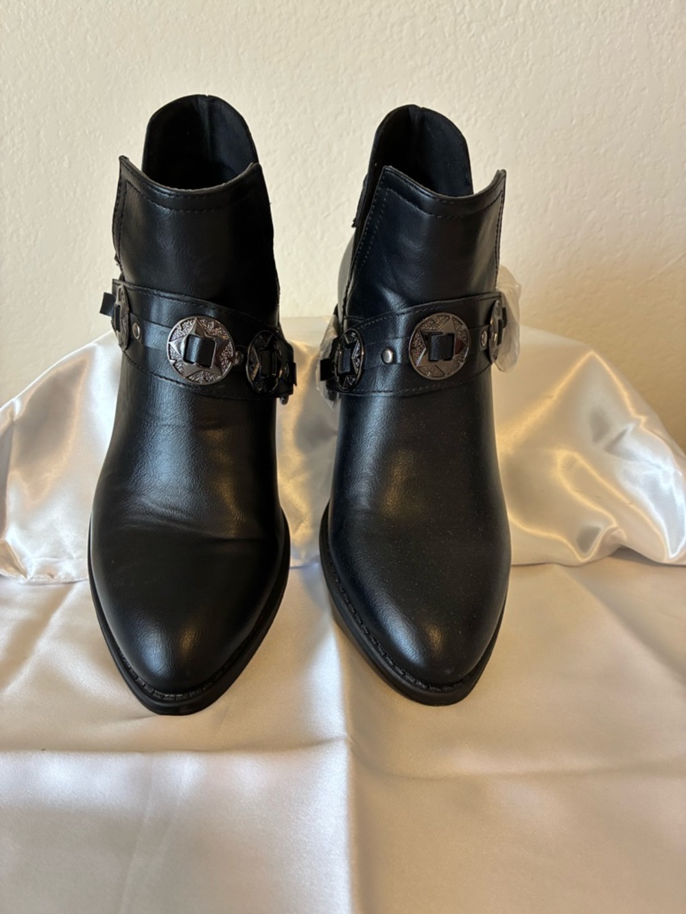 New G.C. Classic Black Leather Ankle Booties with Decorative Medallion Strap